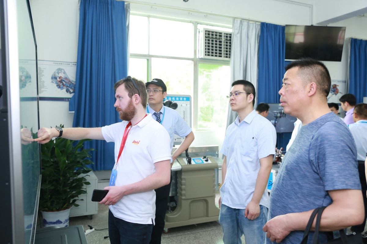 深圳風(fēng)向標教育資源股份有限公司