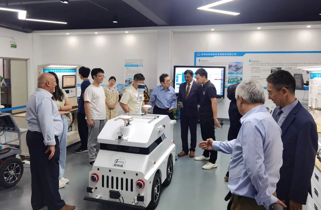 深圳風(fēng)向標(biāo)教育資源股份有限公司 深圳風(fēng)向標(biāo)教育資源股份有限公司