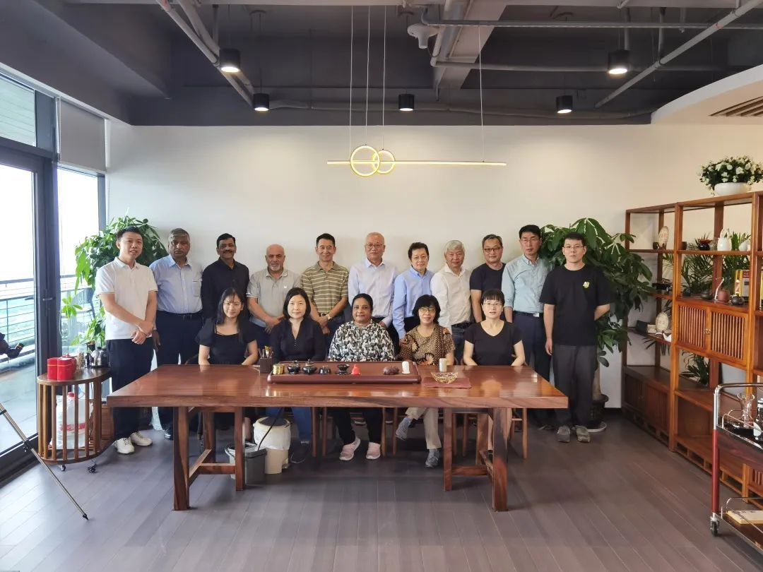 深圳風(fēng)向標(biāo)教育資源股份有限公司 深圳風(fēng)向標(biāo)教育資源股份有限公司