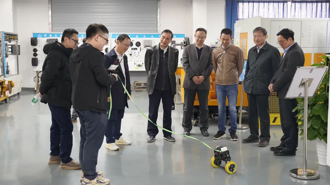 深圳風向標教育資源股份有限公司 深圳風向標教育資源股份有限公司