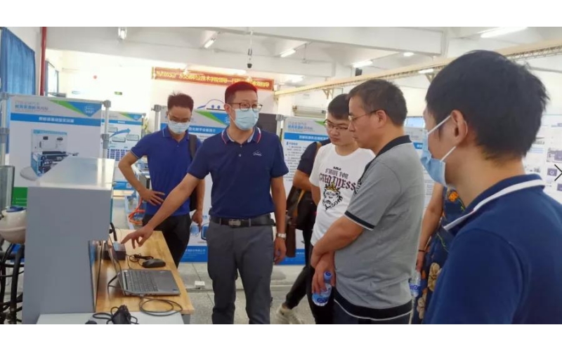 廣東交通職業(yè)技術(shù)學(xué)院領(lǐng)導(dǎo)一行蒞臨風(fēng)向標參觀考察